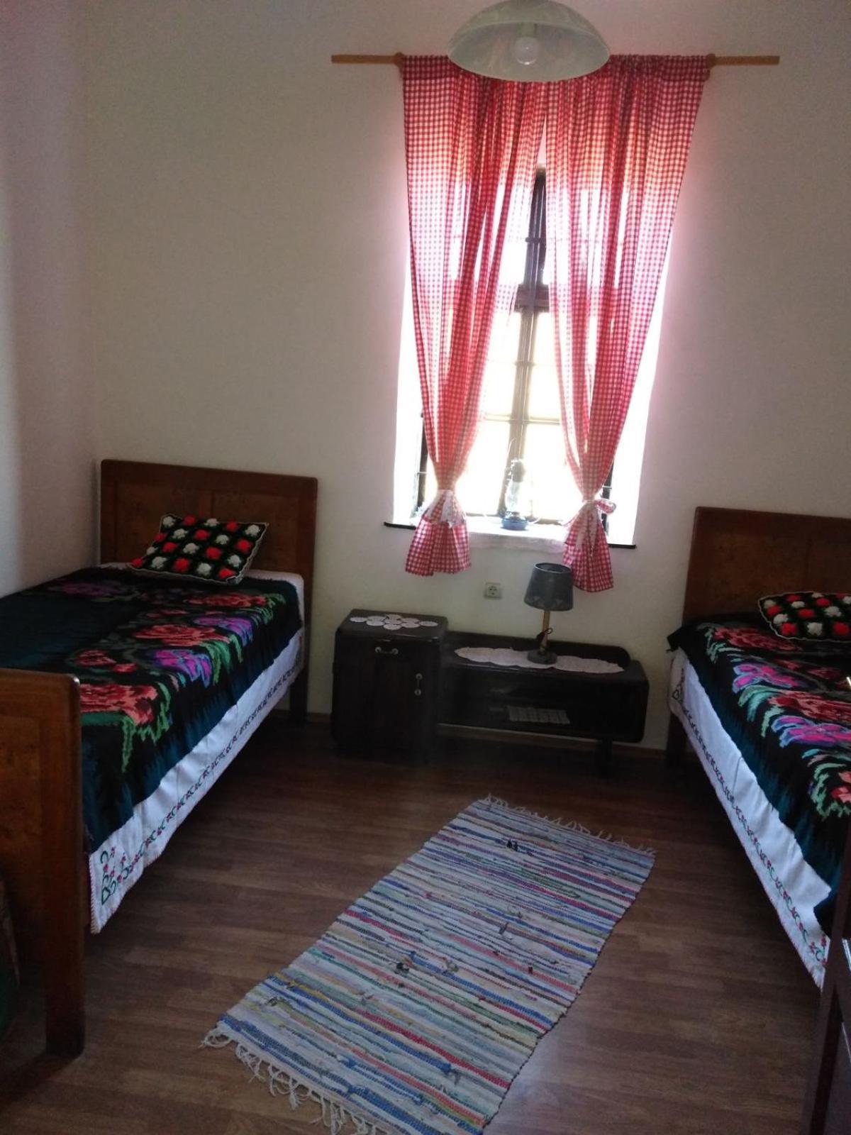 דירות Country House Pivnica Milic Rogljevo מראה חיצוני תמונה